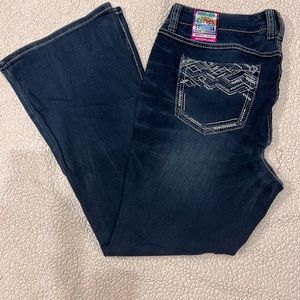 NWT - Short Sexy Series 31 Jeans - Size 14